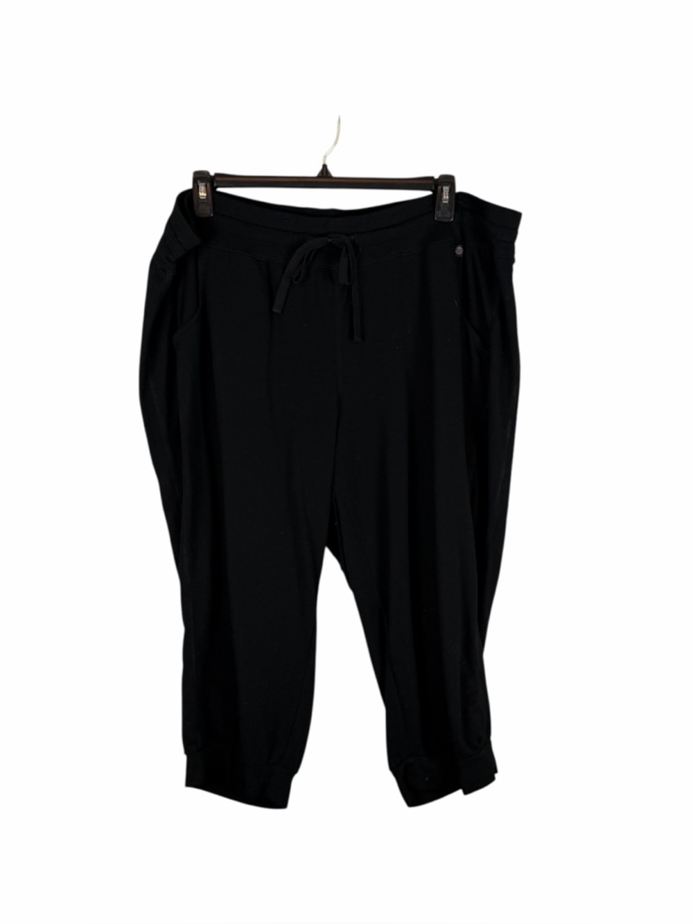 Livi Active Black Cropped Jogger Sweatpants Size 22/24